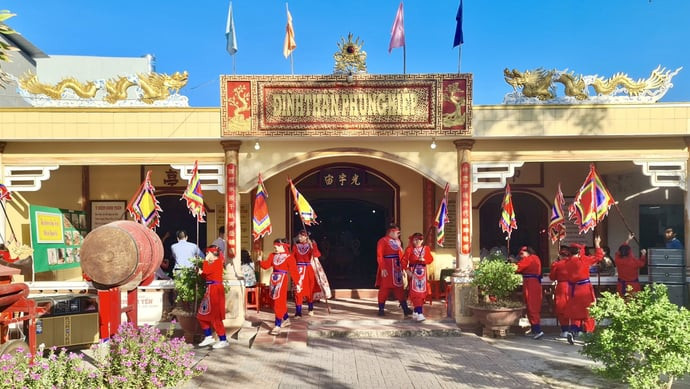 Du lịch miền Tây tháng 12 mùa lễ hội đặc sắc nhất năm(1) du-lich-mien-tay-thang-12-mua-le-hoi-dac-sac-nhat-nam(1)