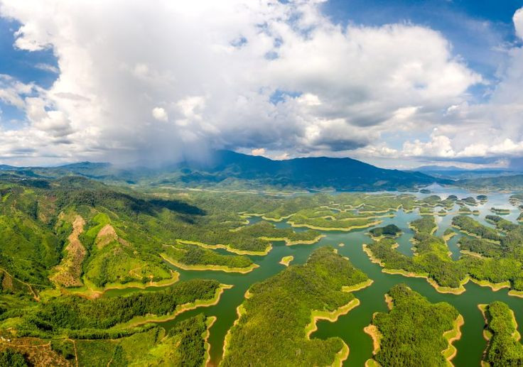 Vịnh Hạ Long trên núi Vịnh Hạ Long trên núi