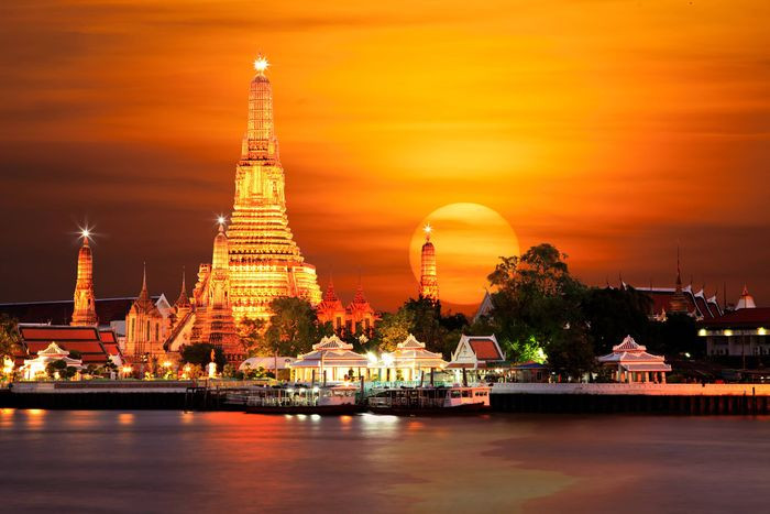 Cách di chuyển đến Wat Arun thuận tiện nhất 2026
