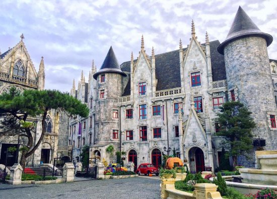 Khách sạn Mercure Danang French Village Bana Hills