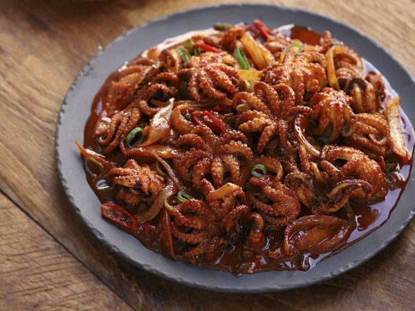 Bạch tuộc jjukkumi xào cay