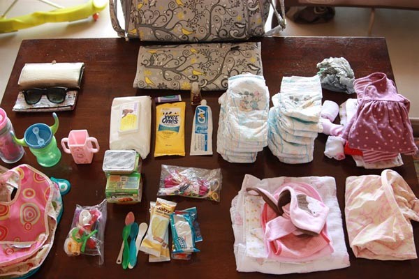 Vật dụng cần chuẩn bị cho trẻ khi đi du lịch
