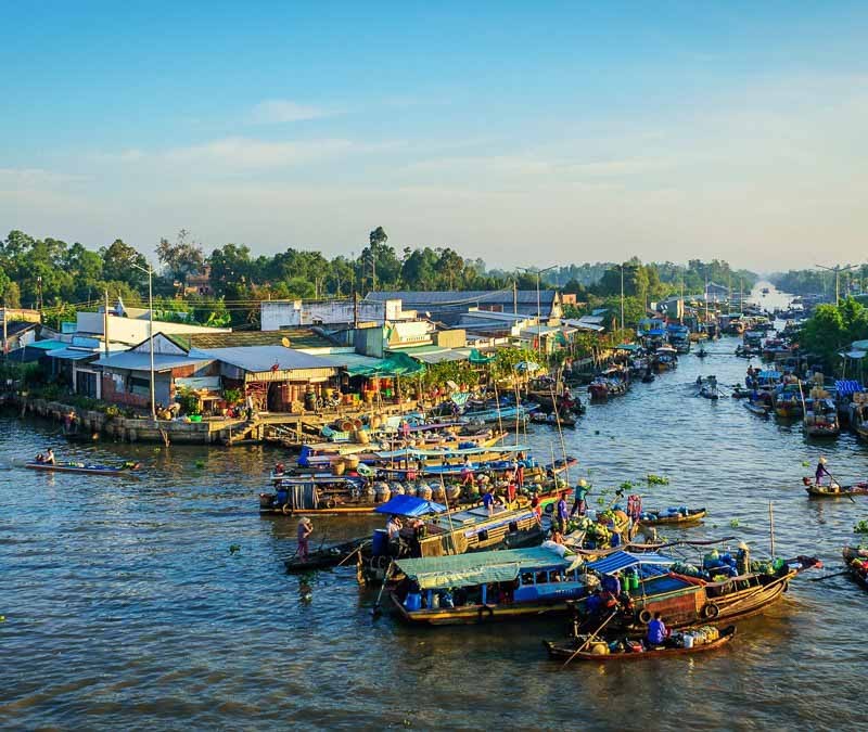 Tết  nên đi du lịch ở đâu chợ nổi Ngã Năm 