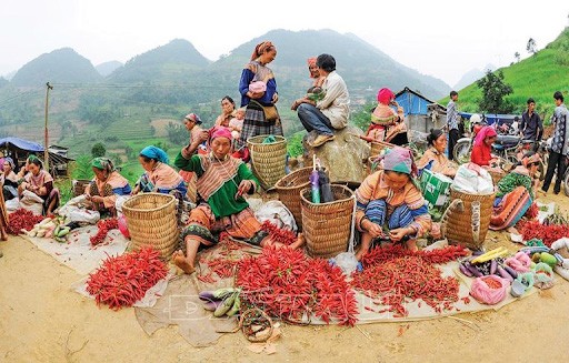 top 10 các điểm du lịch Hà Giang - chợ phiên Hà Giang