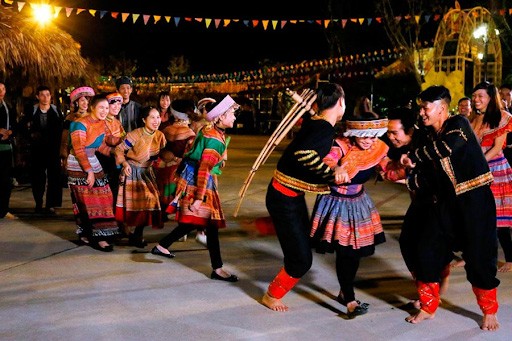 Mộc Châu tháng 9 - chợ tình