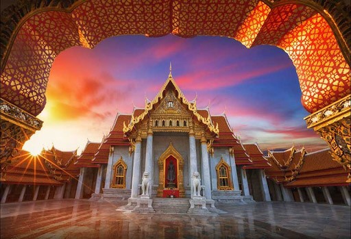 kinh nghiệm đi du lịch Thái Lan theo tour, tham quan cung điện Hoàng Gia