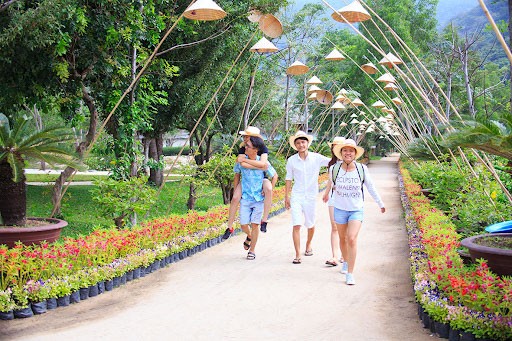  tour du lịch nha trang 2 ngày 1 đêm - đảo Hoa Sen