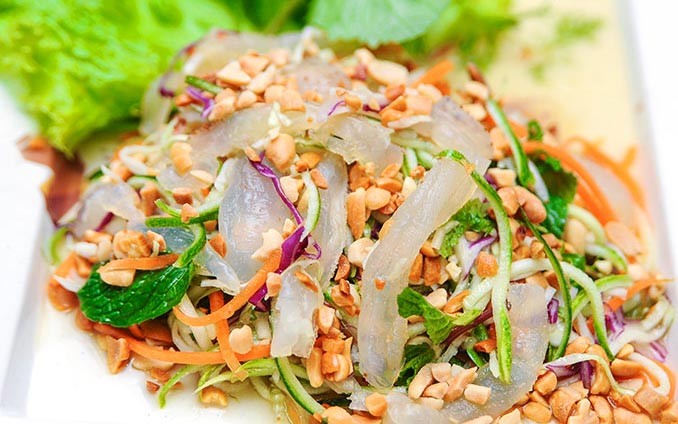 Đến Côn Đảo ăn gì gỏi cá nhám