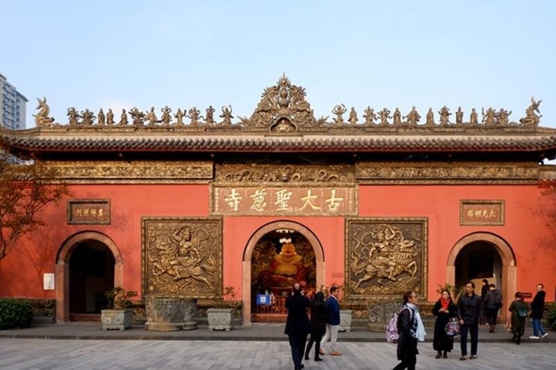 Tham quan đền Daci Tham quan đền Daci