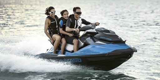 Đi motor nước