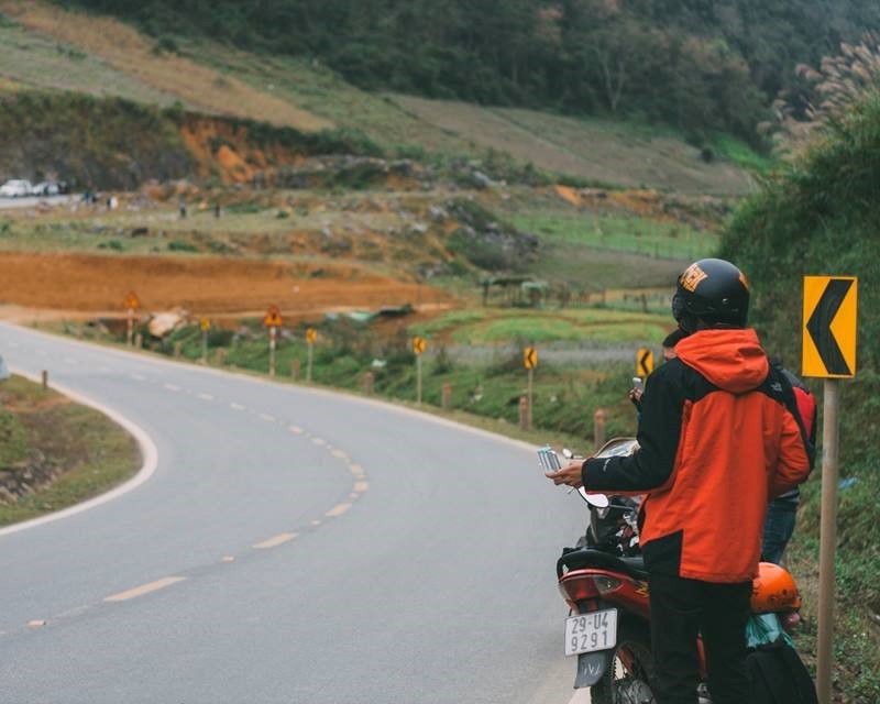 Phương tiện di chuyển đến bản lóng luông Phương tiện di chuyển đến bản lóng luông
