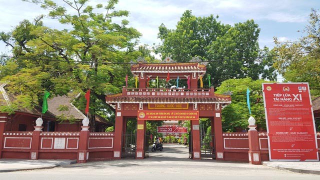 Nét đẹp kiến trúc của Trường Quốc Học Huế 