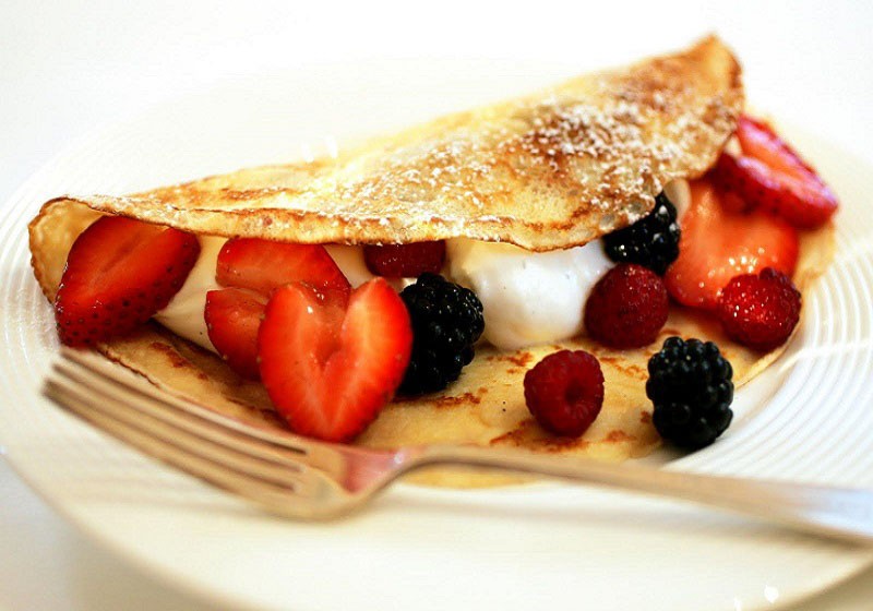 Đi du lịch Tokyo tự túc khám phá món bánh Crepe 