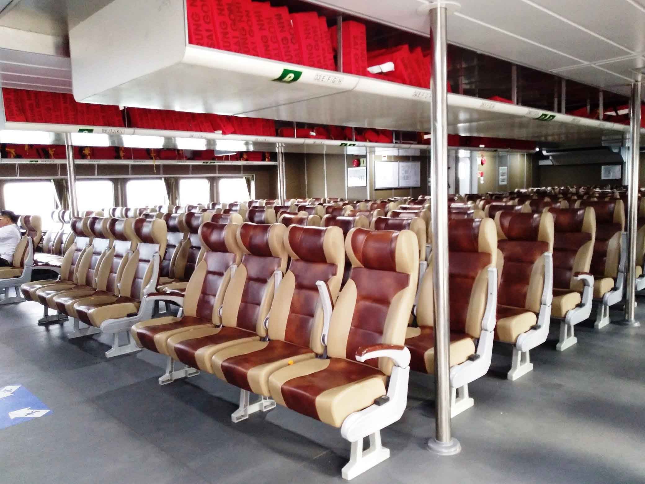Du lịch Côn đảo bằng tàu phổ thông
