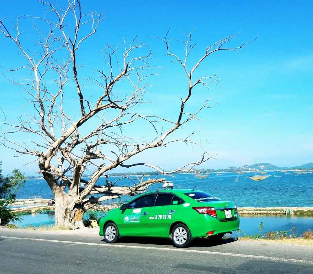 Di chuyển trong nội thành Đà Nẵng, Huế, Hội An bằng taxi 