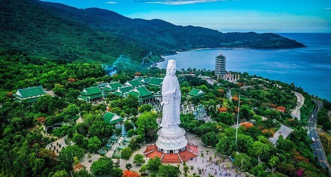 Khung cảnh Sơn Trà Đà Nẵng nhìn từ trên cao