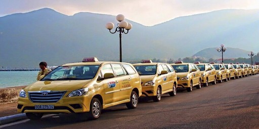 du-lich-hue-bang-taxi