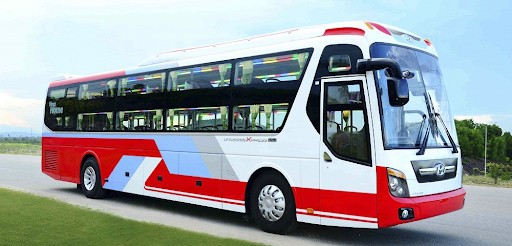 Di chuyển bằng xe khách