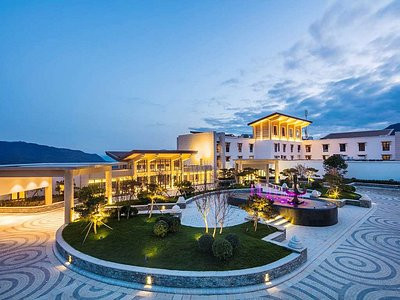 Khách sạn 4 sao Tây Tạng