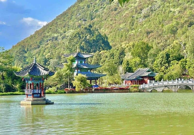 Giá vé tham quan tại công viên Hắc Long Đàm Lệ Giang Giá vé tham quan tại công viên Hắc Long Đàm Lệ Giang