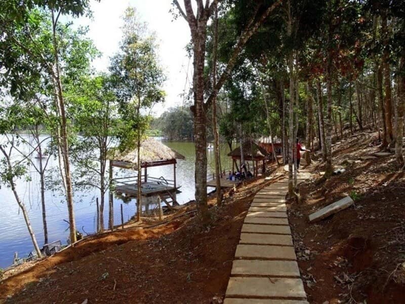 Các hoạt động trải nghiệm tại hồ Toong Đam Các hoạt động trải nghiệm tại hồ Toong Đam