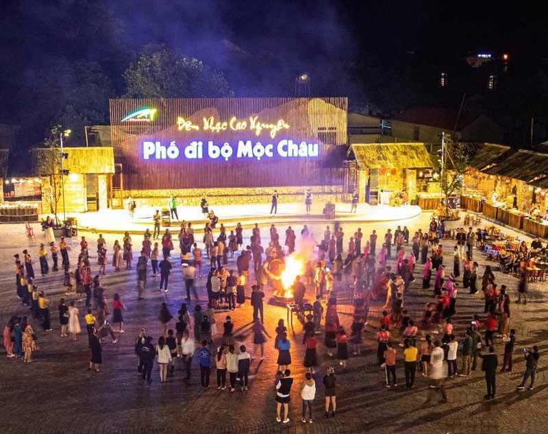 Giới thiệu chợ đêm Mộc Châu Giới thiệu chợ đêm Mộc Châu