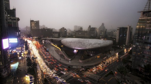 Khu mua sắm Dongdaemun sầm uất