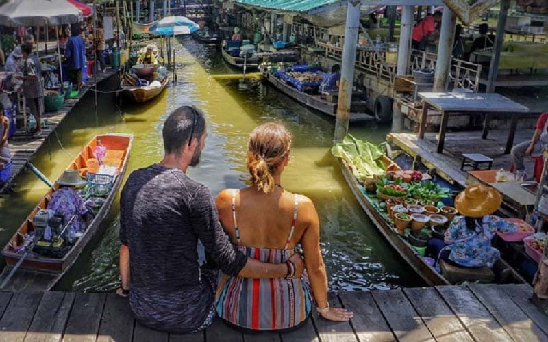 Dạo một vòng tại chợ nổi 4 miền ở Thái Lan