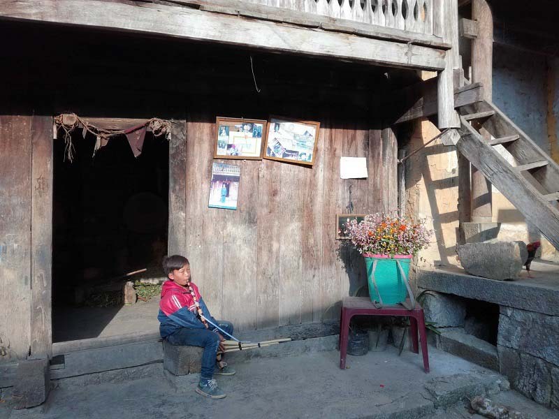 du-lich-ha-giang-nha-cua-pao