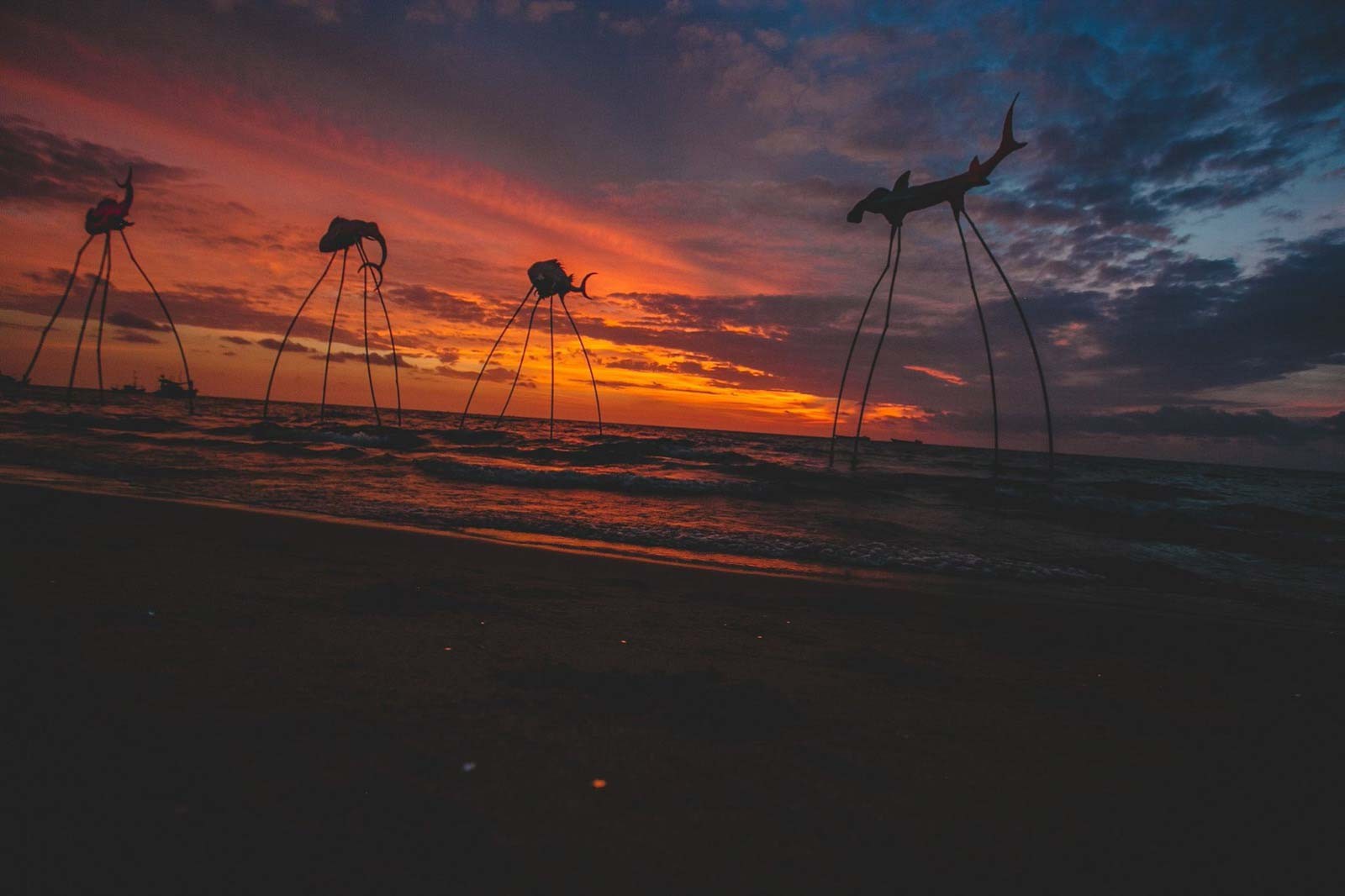 sunset-sanato-beach-club