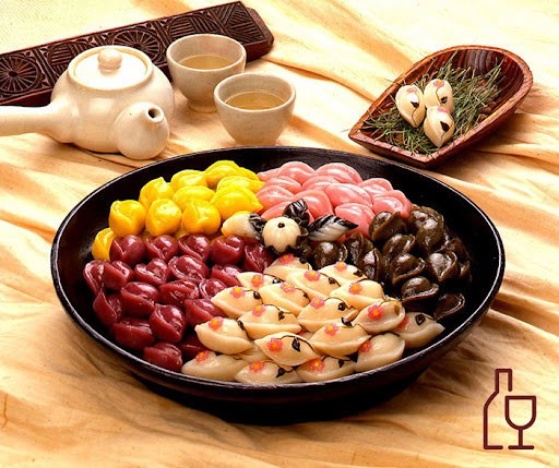 Làm món bánh Songpyeon vào dịp tết Trung thu Hàn Quốc