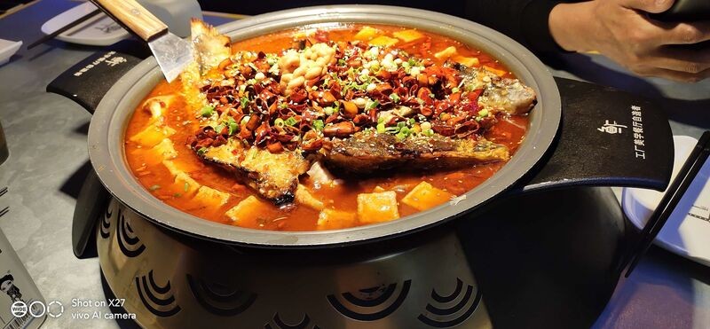Lẩu cá nước ngọt tại Hồ Erhai Lẩu cá nước ngọt tại Hồ Erhai