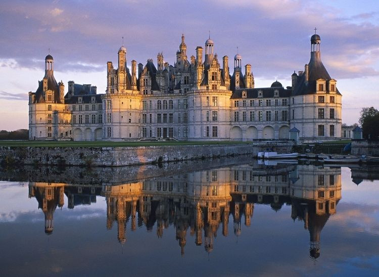 Hệ thống mái và tháp – “Đường chân trời” độc đáo của Chambord Lâu đài Pháp 2