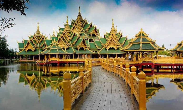 Vùng trung tâm Bảo tàng Samut Prakan Ancient City