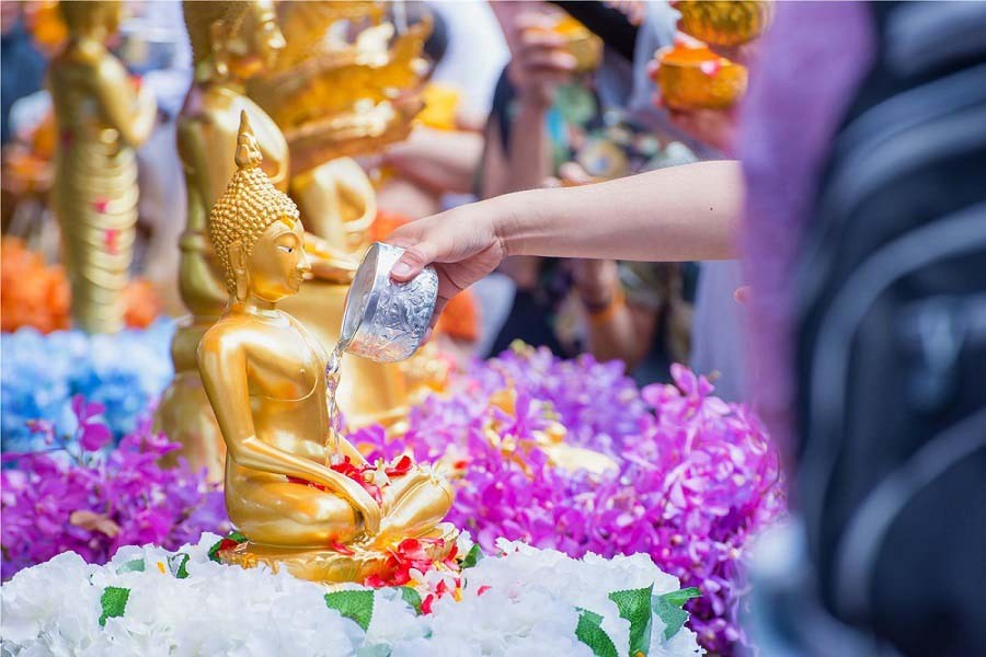 Một số lưu ý cho du khách khi tham gia lễ hội SongKran