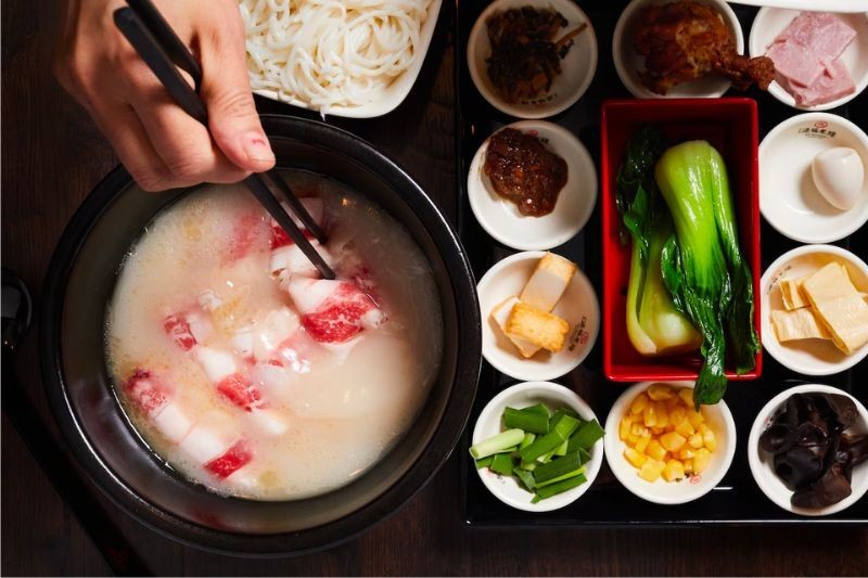 nguyên liệu bún qua cầu Vân Nam nguyên liệu bún qua cầu Vân Nam