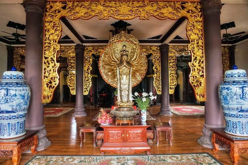 Những lưu ý cần biết khi đến tham quan tại chùa Thiên Hưng
