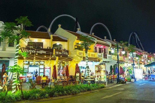 Phố cổ Bãi Cháy 