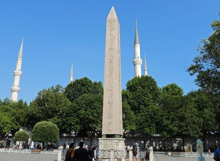 Tổng quan về di tích xe đua Hippodrome tại Istanbul Istanbul Thổ Nhĩ Kỳ 1