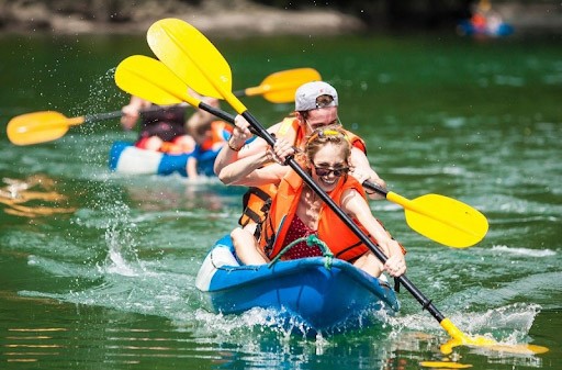 Chèo thuyền kayak tại những địa điểm du lịch ở Quy Nhơn Bình Định