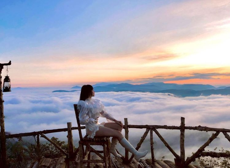 Các quán cafe view thung lũng – Săn mây chill săn mây Măng Đen 2