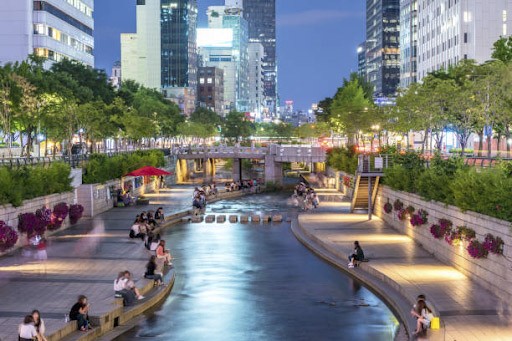 Suối nhân tạo Cheonggyecheon