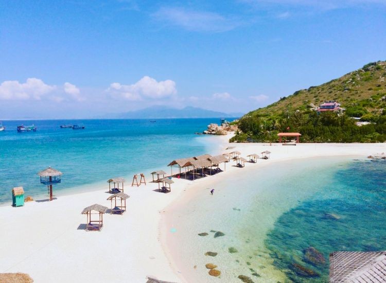 Khám phá hành trình từ tàu lửa đi Nha Trang khi xuống tàu