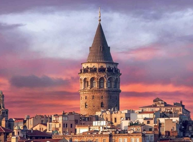 Trải nghiệm ngắm toàn cảnh Istanbul từ Tháp Galata Istanbul Thổ Nhĩ Kỳ 2