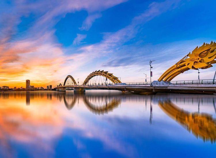 Lịch trình tham quan Đà Nẵng nổi bật tour Đà Nẵng lễ 30/4 2
