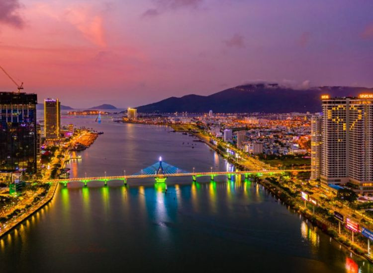 tour Đà Nẵng lễ 30/4 3