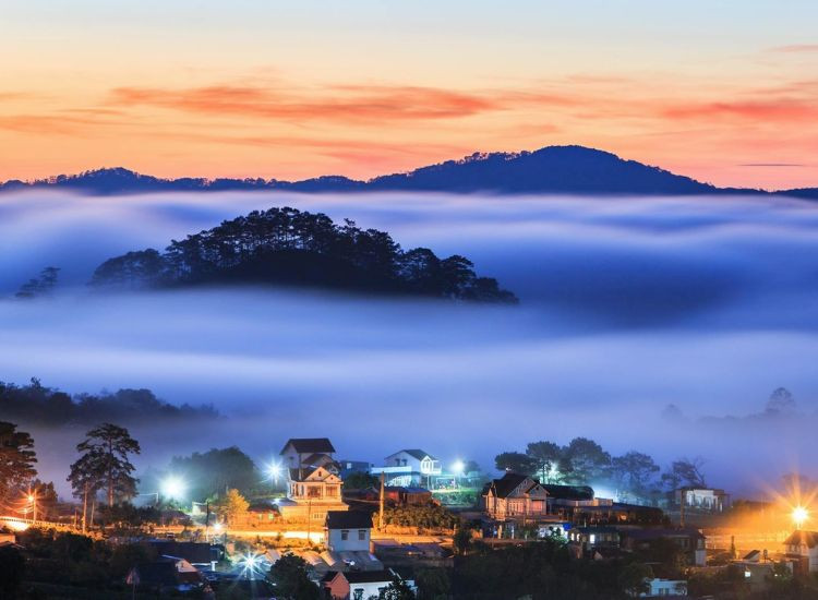 Vì sao tour săn mây Đà Lạt dịp 30/4 luôn “cực hot”? tour săn mây Đà Lạt 1