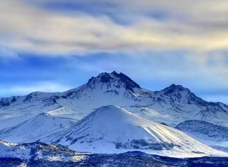 Trải nghiệm trượt tuyết ở Erciyes mùa đông 2026 có gì khác biệt? Du lịch Thổ Nhĩ Kỳ 2026 2