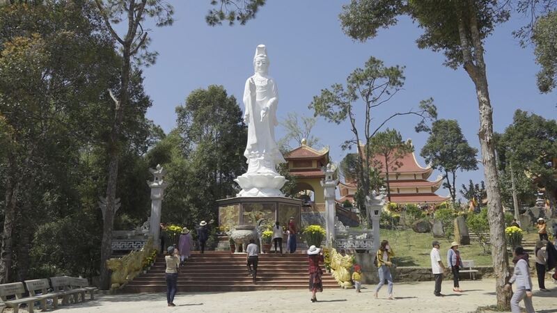 Tượng Quan Thế Âm chùa Khánh Lâm Tượng Quan Thế Âm chùa Khánh Lâm