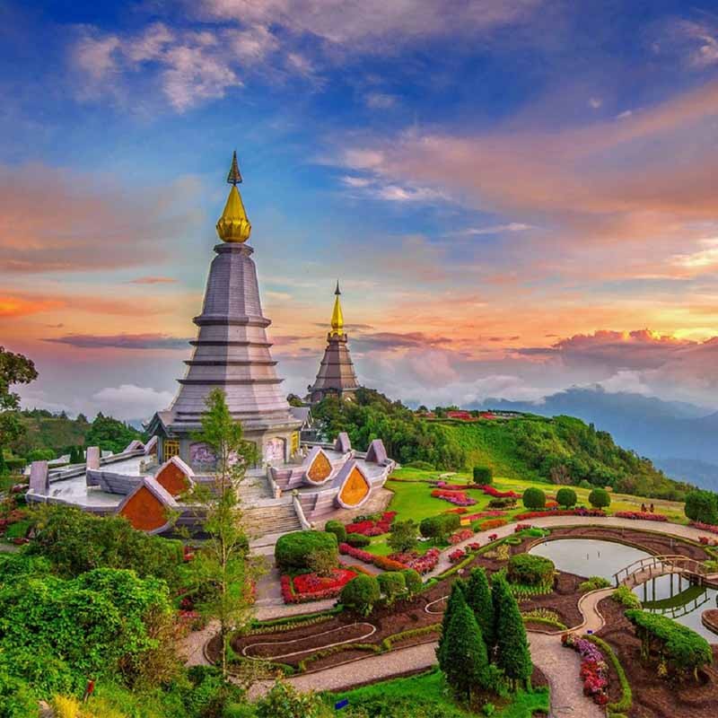 Bảo tháp của vua Inthawichayanon